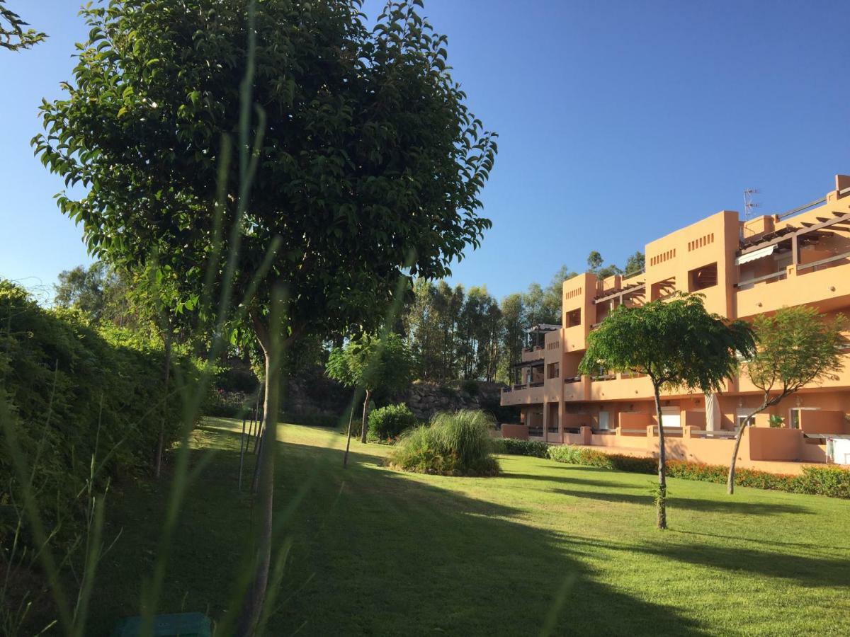Madre Mia Apartment กาซาเรส ภายนอก รูปภาพ